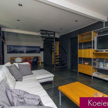 Hannahhoeve Private House With Wifi And Free Parking For 1 Car فيسْبْ المظهر الخارجي الصورة