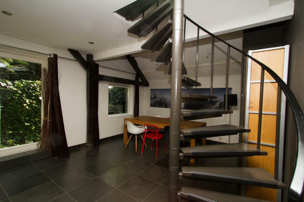 Hannahhoeve Private House With Wifi And Free Parking For 1 Car فيسْبْ المظهر الخارجي الصورة
